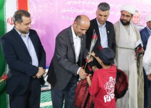 آغاز رزمایش ۴۹ هزار بسته تحصیلی در هرمزگان؛ سهم ۲ هزار بسته برای دانش‌آموزان مناطق محروم